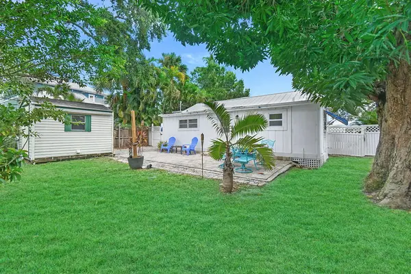 616 SW Cleveland Avenue, Stuart, FL 34994
