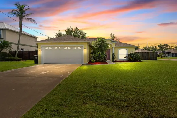 5323 NW Perez Court, Port St Lucie, FL 34983