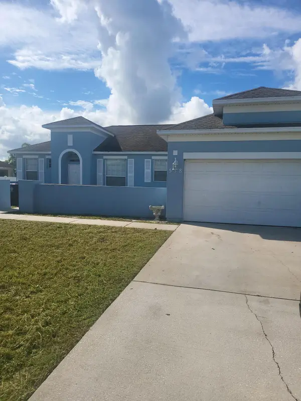 558 SW Halifax Avenue, Port St Lucie, FL 34953