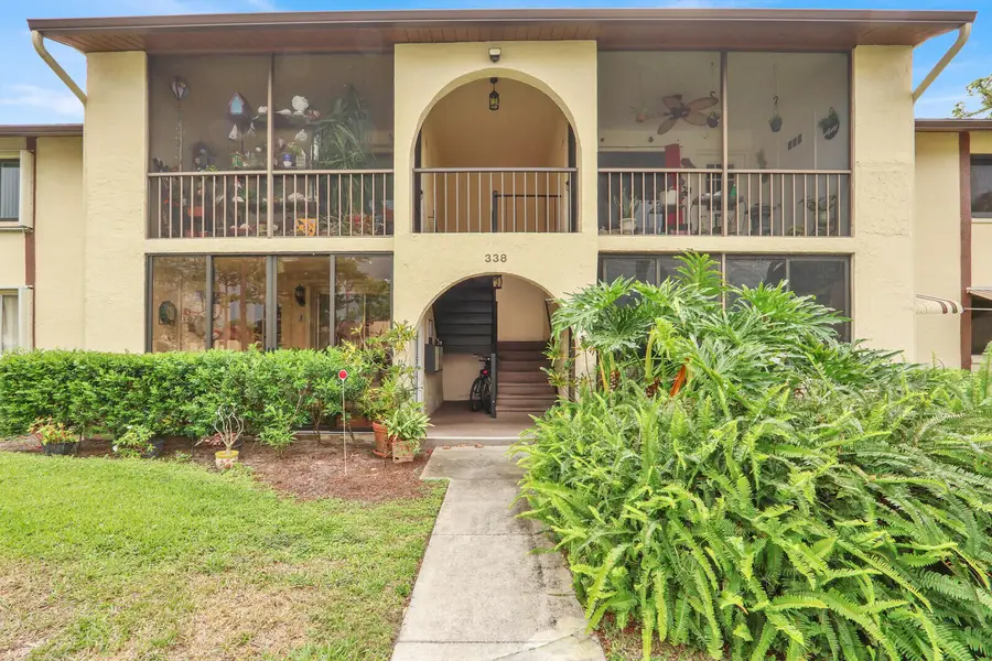 338 Knotty Pine Circle #D-1, Greenacres, FL 33463 - #2