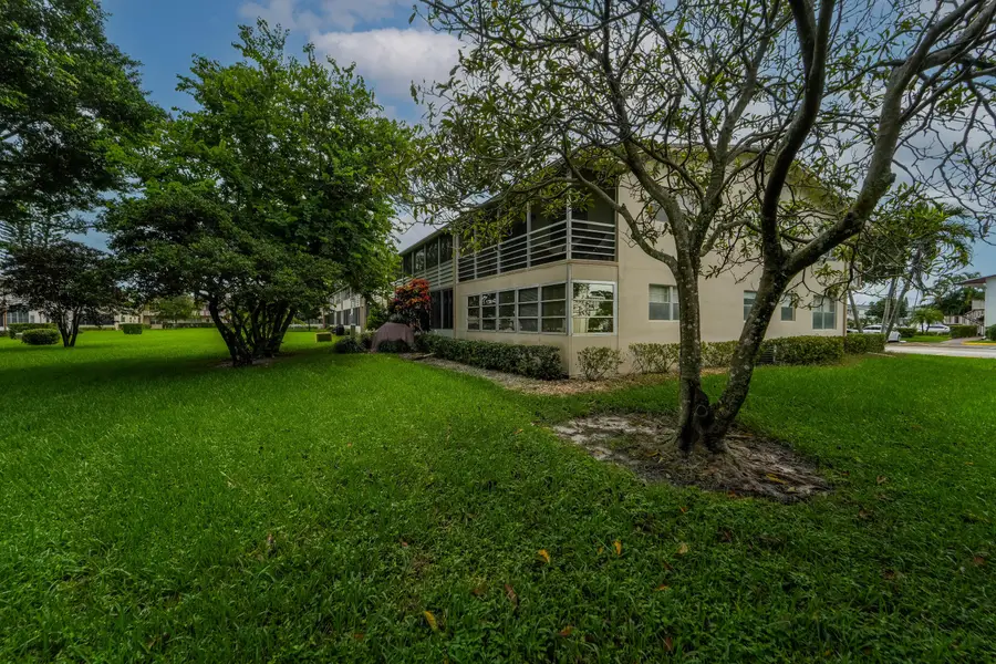 173 Kent J, West Palm Beach, FL 33417 - #3