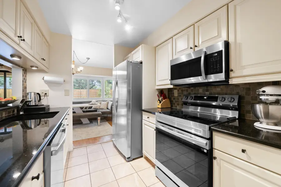9212 Chelsea Drive N, Plantation, FL 33324 - #3
