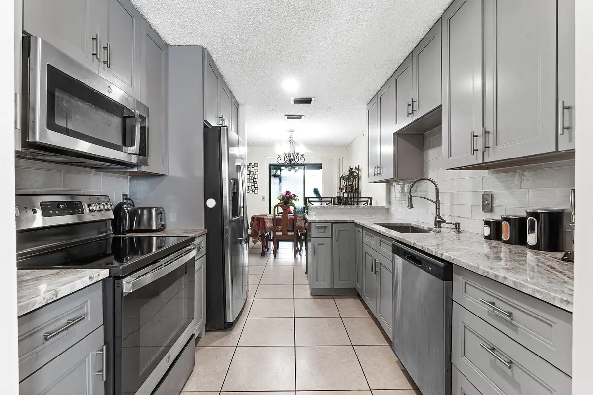 1595 Woodbridge Lakes Circle, West Palm Beach, FL 33406 - #1