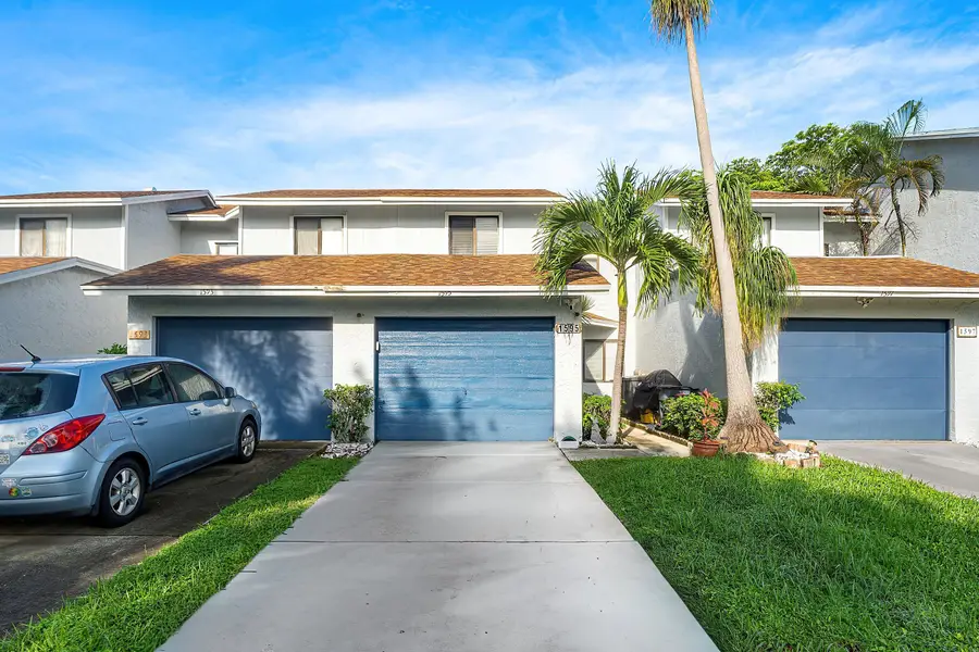 1595 Woodbridge Lakes Circle, West Palm Beach, FL 33406 - #2