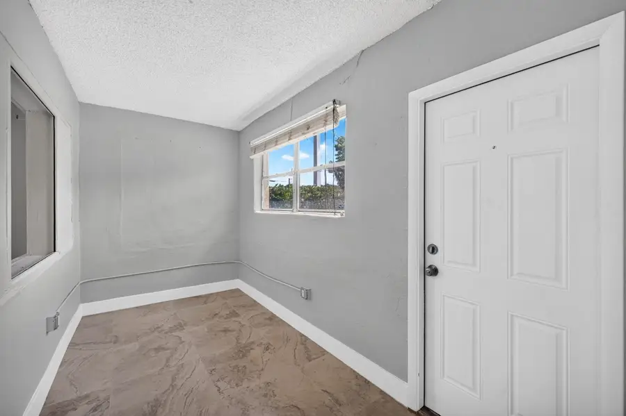 2731 NW 6th Court, Fort Lauderdale, FL 33311 - #3