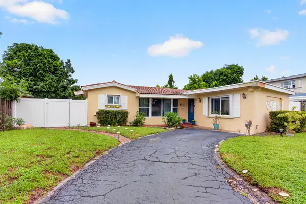 3550 NW 33rd Terrace W, Lauderdale Lakes, FL 33309
