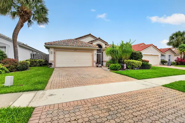 22899 Royal Crown Terrace, Boca Raton, FL 33433