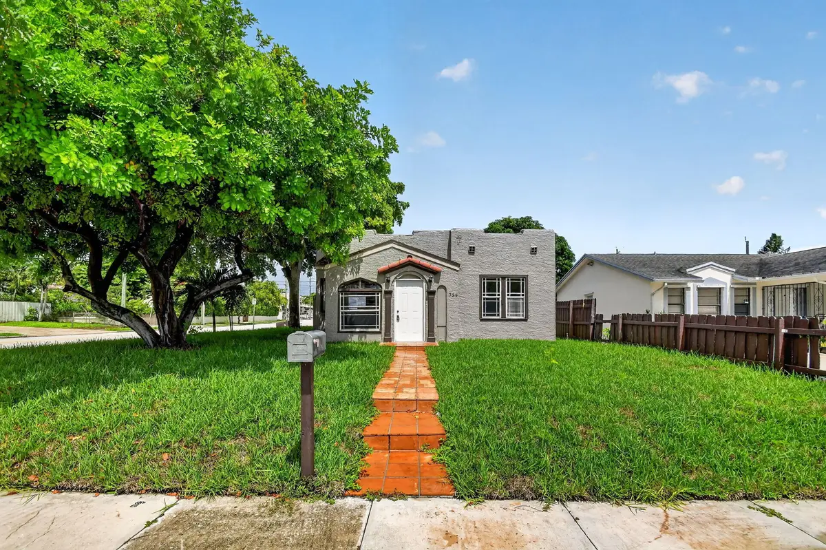 739 Kaye Street, West Palm Beach, FL 33405 - #1