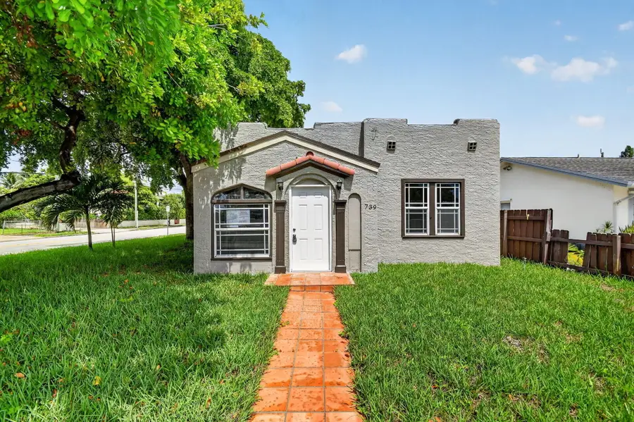 739 Kaye Street, West Palm Beach, FL 33405 - #3