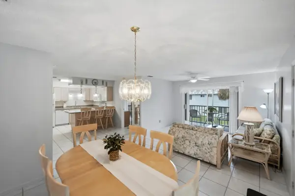 105 SE Village Drive, Port St Lucie, FL 34952