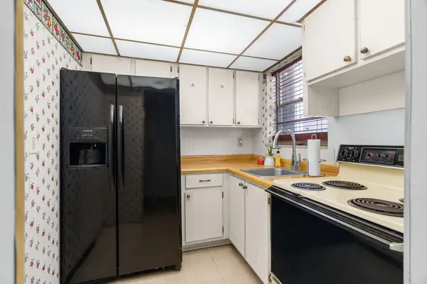 2525 W Golf Boulevard #119, Pompano Beach, FL 33064