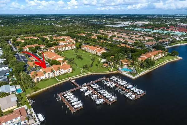 167 Yacht Club Way #107, Hypoluxo, FL 33462