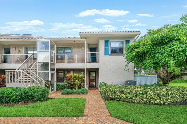 7 Eastgate Drive #C, Boynton Beach, FL 33436