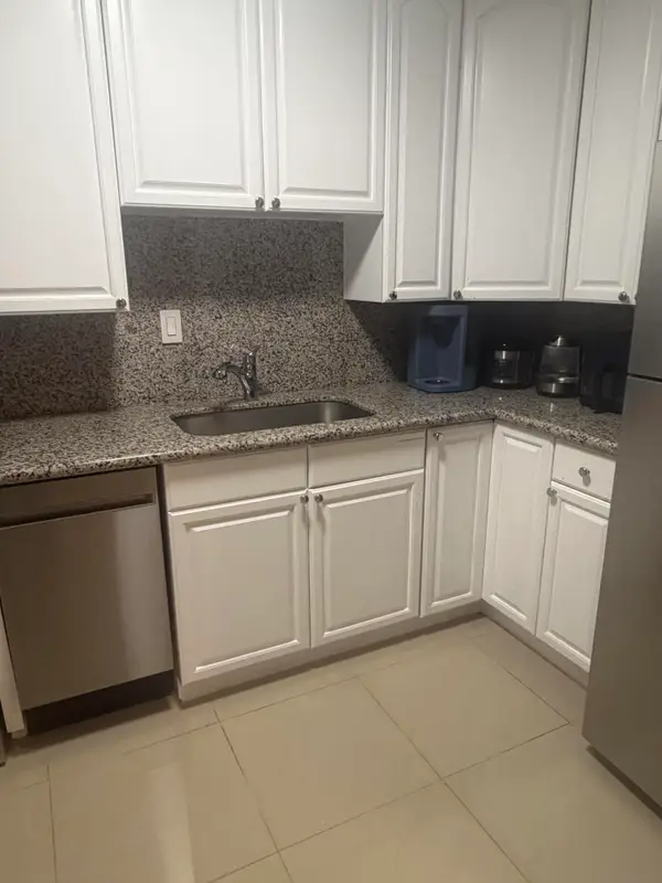 340 NW 19th Street #Unit 209, Boca Raton, FL 33432