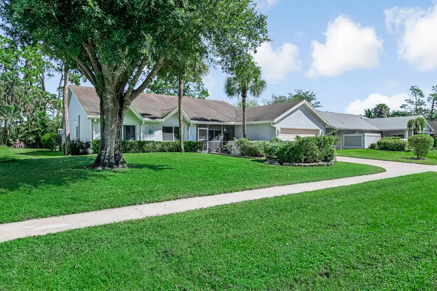 102 Sevilla Avenue, Royal Palm Beach, FL 33411 - #3