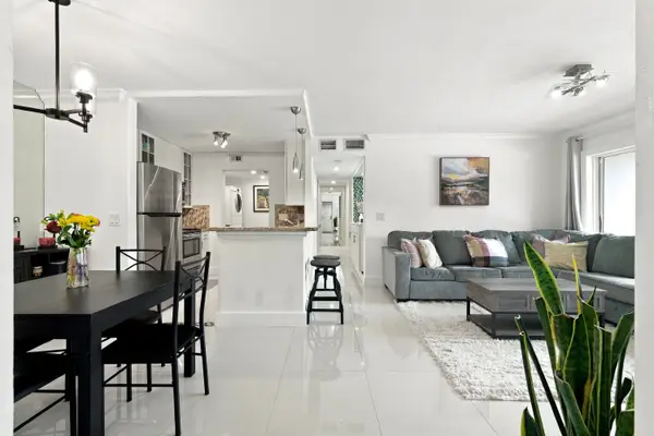 13771 Oneida Drive #D2, Delray Beach, FL 33446