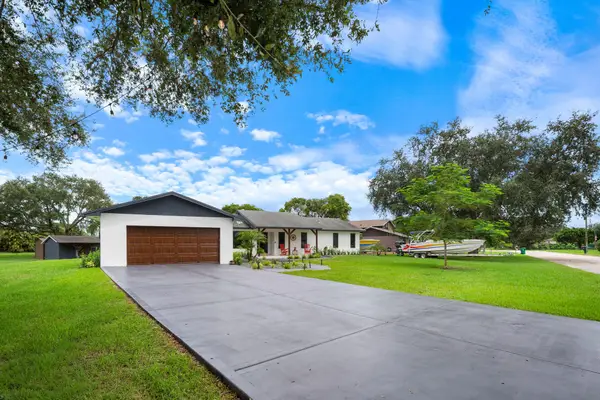20421 SW 50th Place, Southwest Ranches, FL 33332