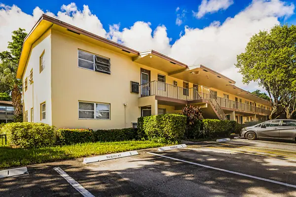 441 NW 76th Avenue #101, Margate, FL 33063