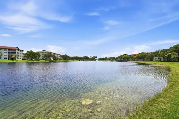13055 SW 15th Court, Pembroke Pines, FL 33027