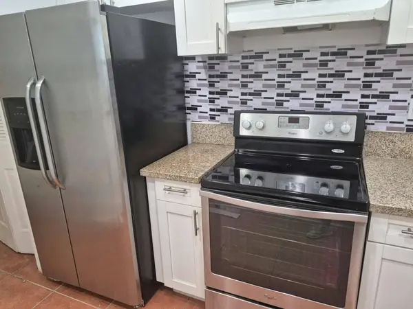 2700 Riverside Drive #106-B, Coral Springs, FL 33065