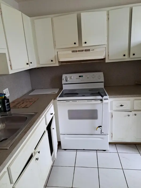 1280 NW 43rd Terrace #108, Lauderhill, FL 33313