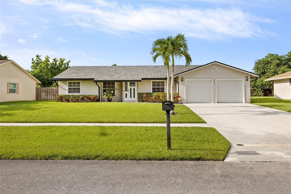 238 Bilbao Street, Royal Palm Beach, FL 33411 - #1