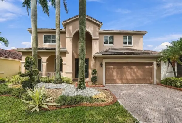 1020 Lavender Circle, Weston, FL 33327