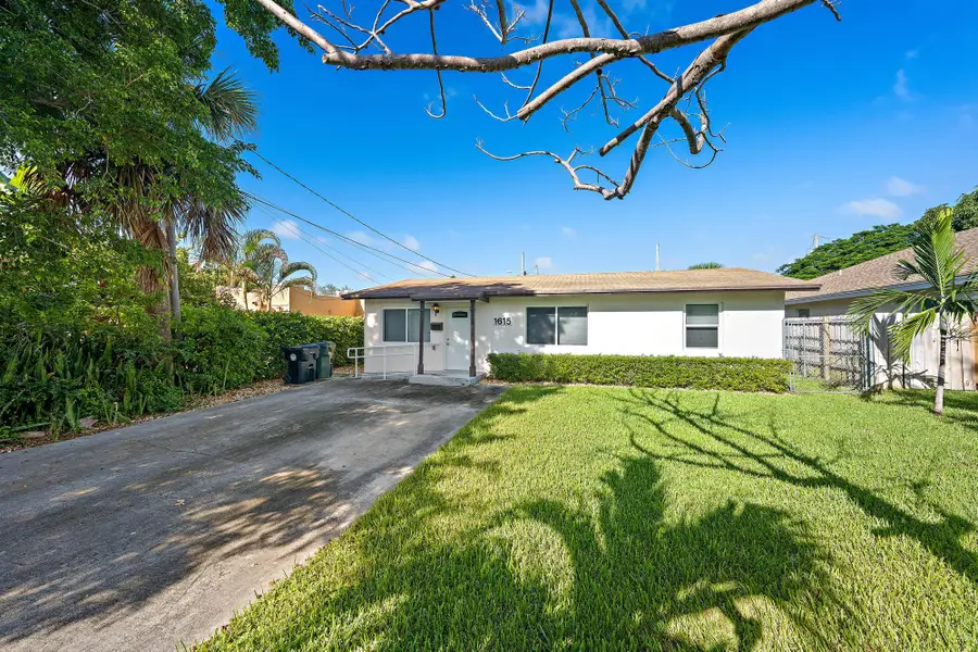 1615 S N Street, Lake Worth, FL 33460 - #2
