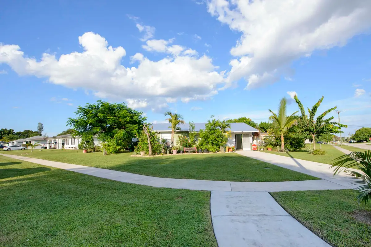 221 SW Calmoso Drive, Port Saint Lucie, FL 34983 - #1