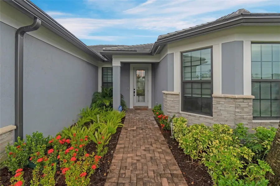 4566 Silverwood Lane N, Oakland Park, FL 33309 - #2