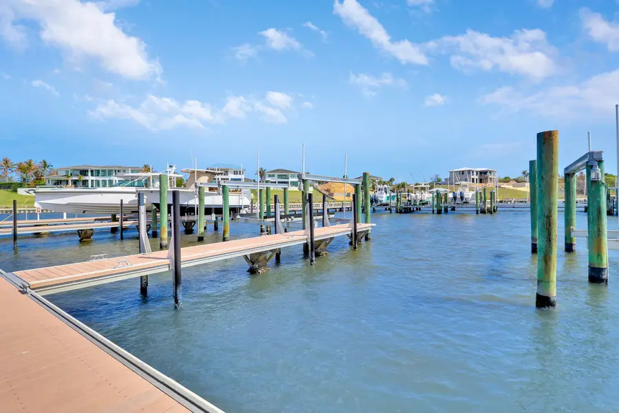 2475 NE Evinrude Circle, Jensen Beach, FL 34957 - #3