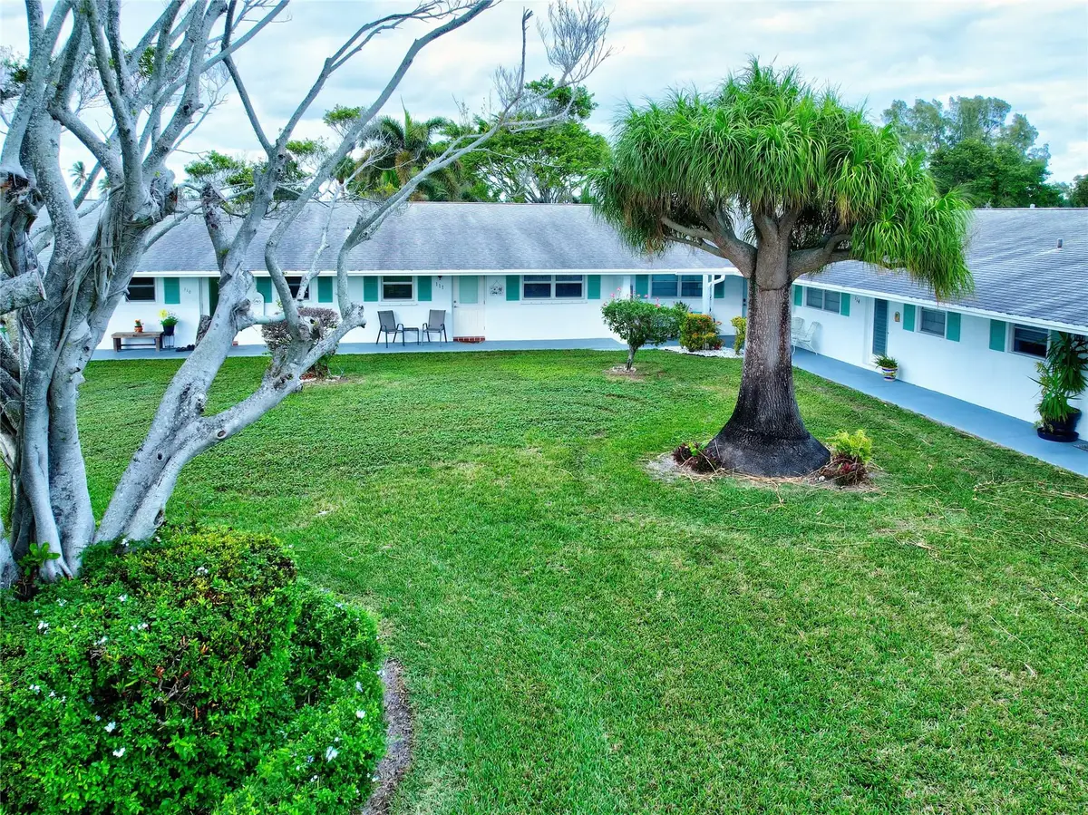 400 SW Golfview Terrace #111, Boynton Beach, FL 33426 - #1