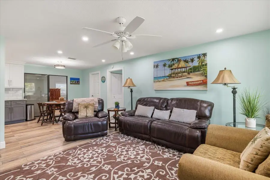 3209 12th Street Sw, Vero Beach, FL 32968 - #2