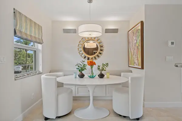 139 Sunrise Avenue #205, Palm Beach, FL 33480