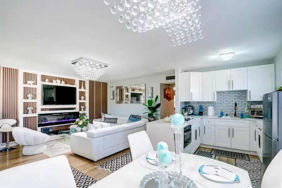 203 S Windsor I #203, West Palm Beach, FL 33417 - #3