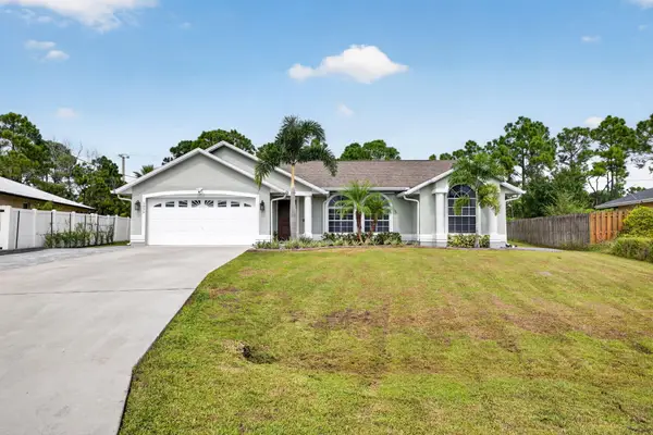 5552 NW Cruzan Avenue, Port St Lucie, FL 34986