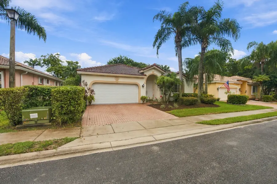 7852 NW 77th Avenue, Tamarac, FL 33321 - #2