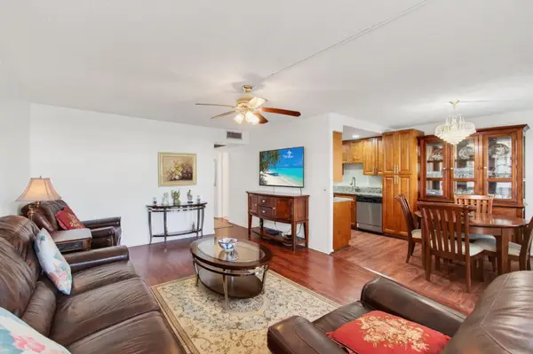 2035 Cornwall B, Boca Raton, FL 33434