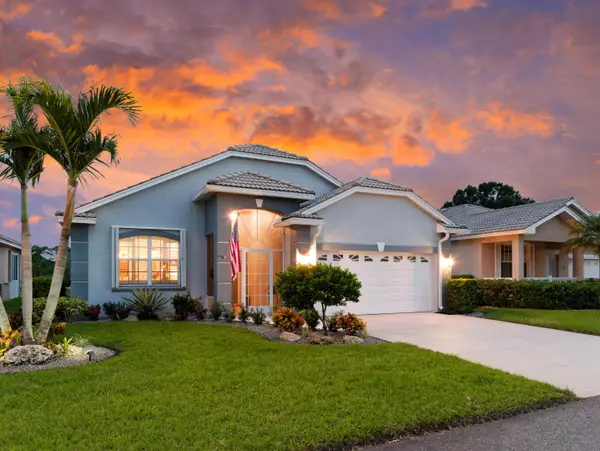 908 NW Sarria Court, Port St Lucie, FL 34986