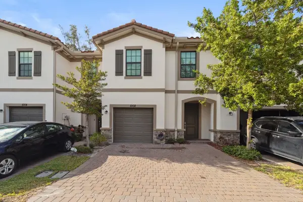 1002 Sweet Briar Lane, Riviera Beach, FL 33410