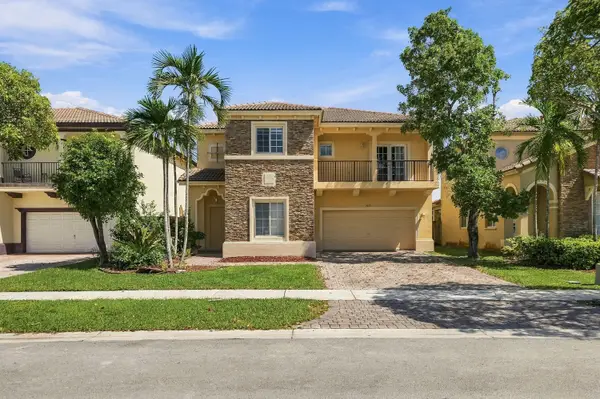 22121 SW 87th Place, Cutler Bay, FL 33190