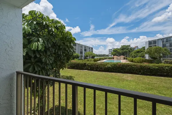 8620 N Sherman Circle #204, Miramar, FL 33025