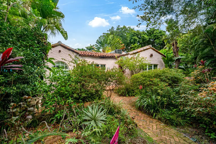 703 Sunset Road, West Palm Beach, FL 33401 - #3