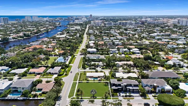 498 NE 10th Street, Boca Raton, FL 33432