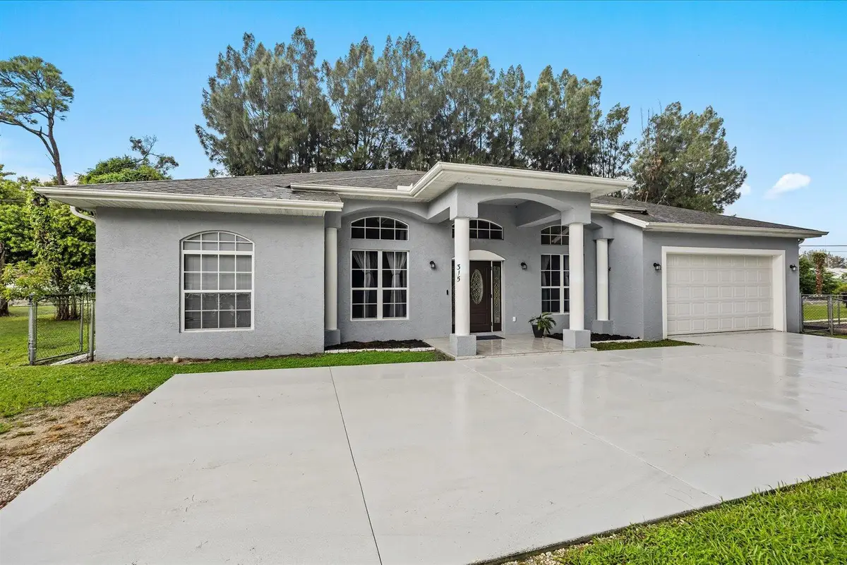 315 Kaye Street, Fort Pierce, FL 34947 - #1