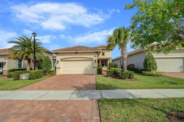20040 SW Caserta Way, Port St Lucie, FL 34986