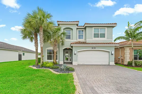 9594 Brook Isles Avenue, Delray Beach, FL 33446