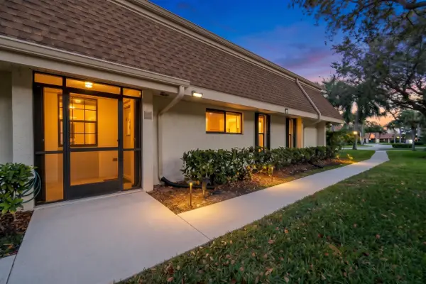 109 Half Moon Circle #C, Jupiter, FL 33458