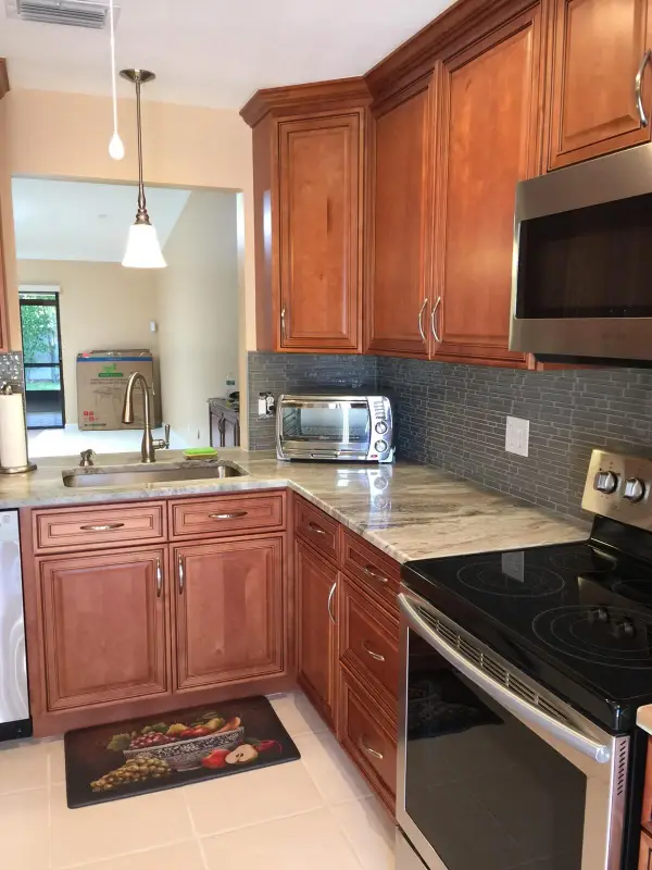 2641 Gately Drive W #402, West Palm Beach, FL 33415