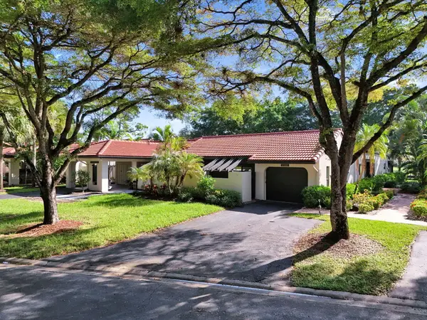 21692 Tall Palm Circle #10-B, Boca Raton, FL 33433